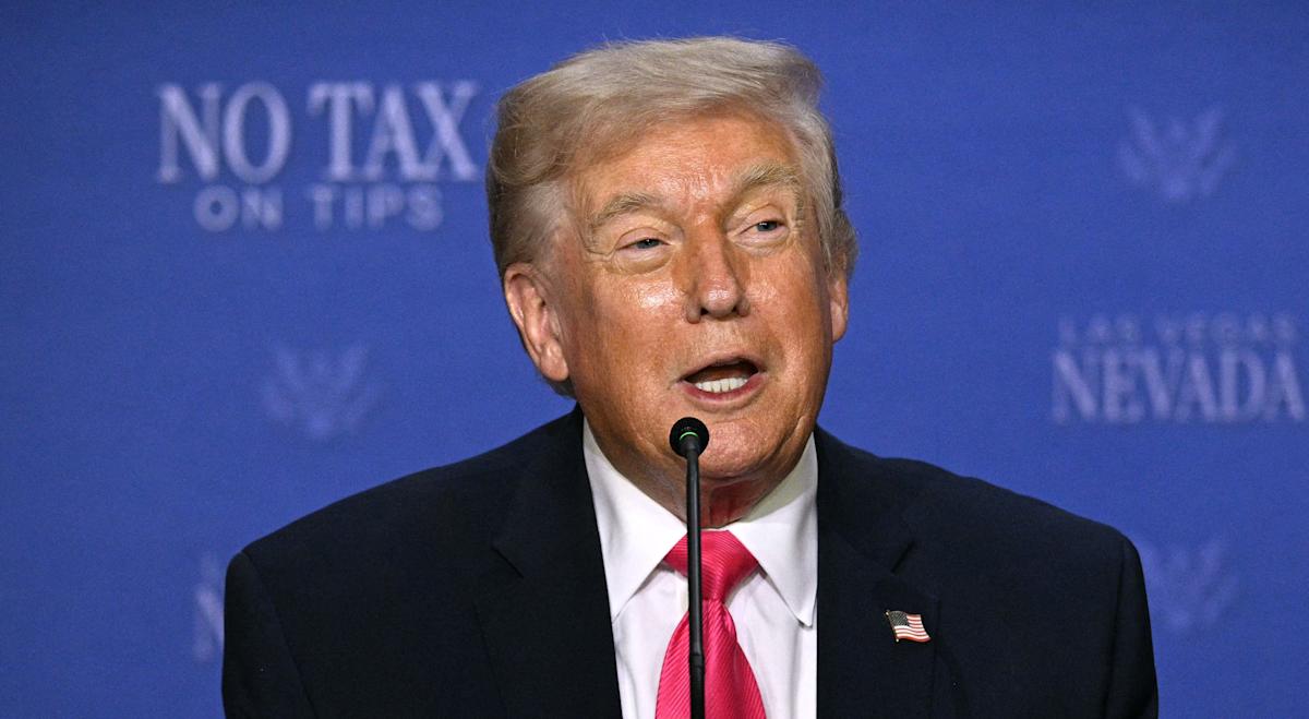 Trump Says Tariffs Will Replace the Income Tax. The Math Doesn't Work. That's Not the Point.