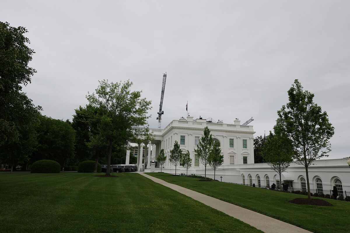 The White House That Killed AI Regulation Is Now Considering It