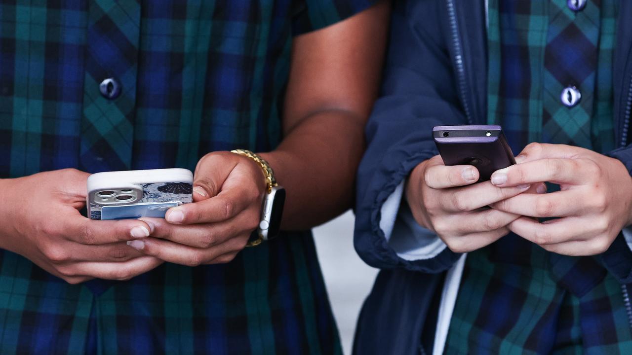 Australia's Teen Social Media Ban Is Five Months Old. 61% of Affected Kids Still Have Accounts.